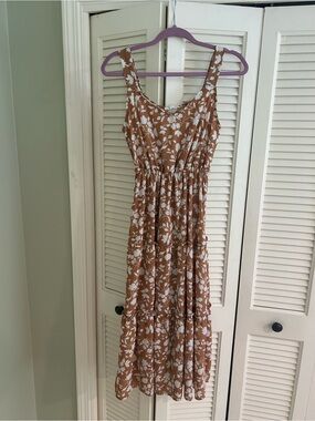 mine Brown and White Floral Tiered Maxi Dress